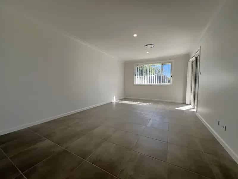 2/52 Best Street, Parkes NSW 2870 - Duplex For Lease