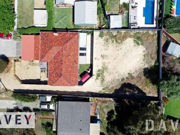 Scarborough Beach Lot Elevated 427sqm Build Your Dream Home