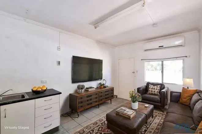 Block of units For Sale , 28, Alfred Street, Melbourne, Victoria