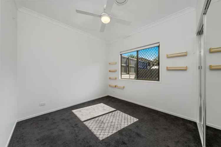 Modern & Spacious 4-Bedroom Family Home