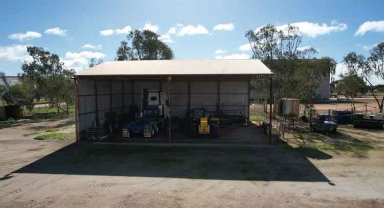 House For Rent in Dowerin, Western Australia