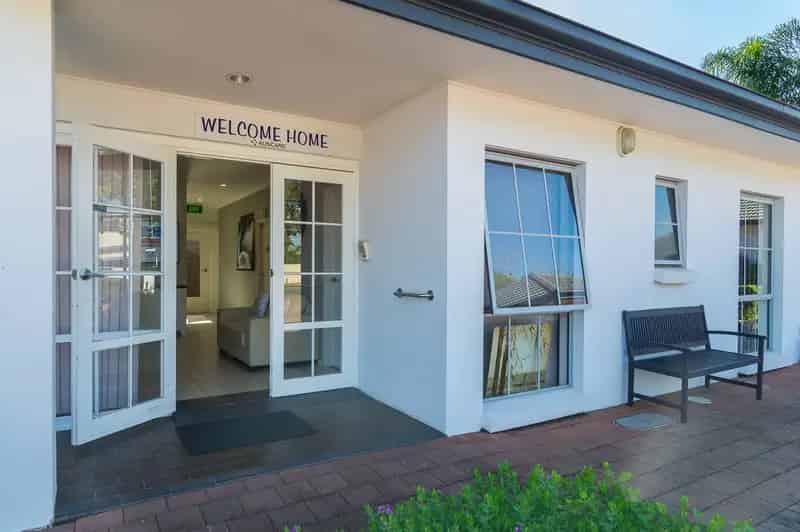 Spacious serviced apartment