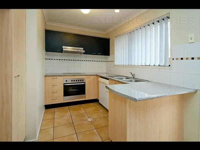 Real Estate For Lease - 70/25 Buckingham Place - Eight Mile Plains , QLD