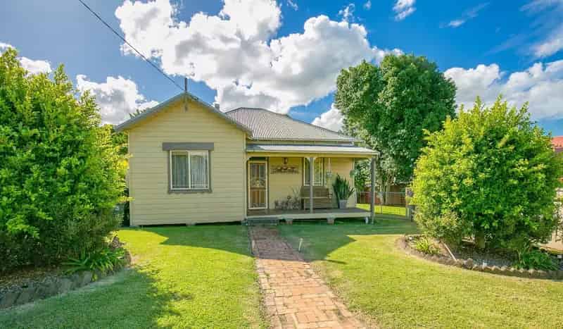 Real Estate For Sale - 61 Macleay Street - Frederickton , NSW