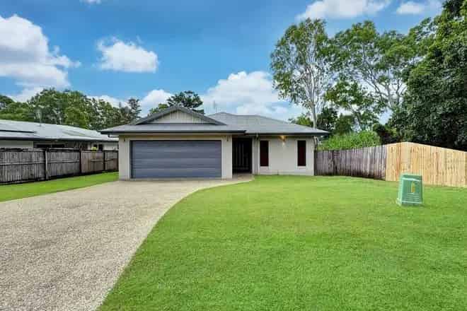 House For Sale , Cannonvale, Queensland