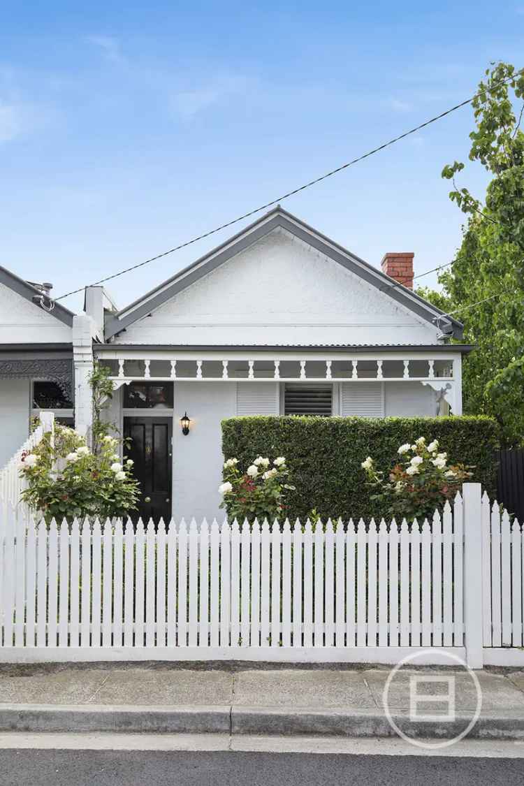 House For Sale in Melbourne, Victoria