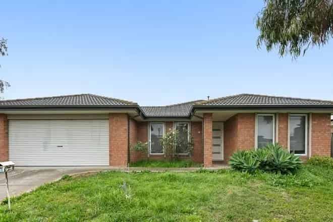 House For Sale , 10, Dalmuir Boulevard, Melbourne, Victoria