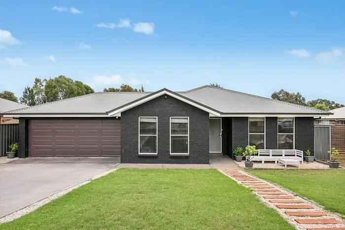 House For Sale in Mudgee, New South Wales