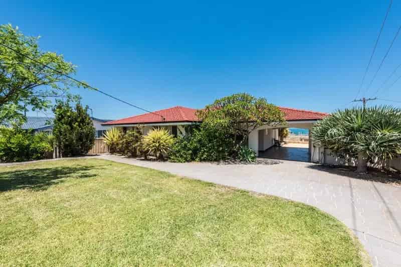 Buy Family Home in Prime Location with Sea Views and Outdoor Pool