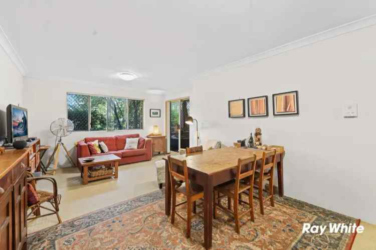 Charming Ground Floor Apartment in Peaceful Cul-de-sac Near Marrickville