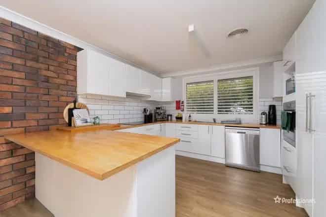 House For Sale , 19, Baldwyn Street, Armidale, New South Wales