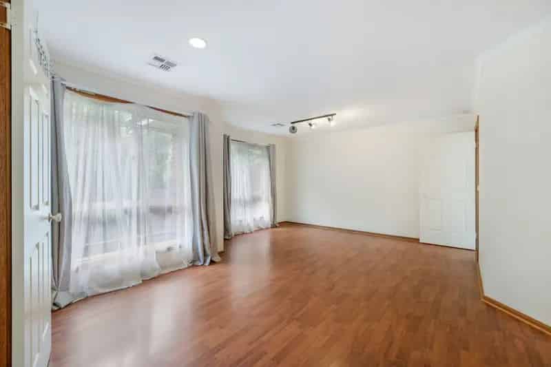 Lease three-bedroom home in Palmerston with modern features