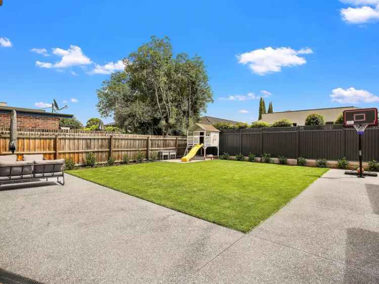 3 Bedroom Townhouse Melbourne 417m²