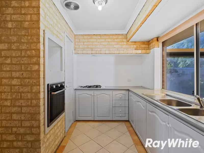Family Home In Cul-de-sac