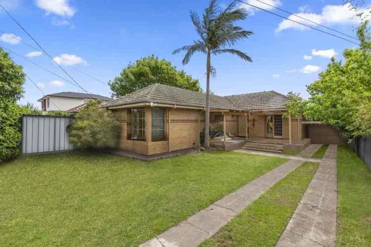 ENDLESS POTENTIAL ON A GENEROUS BLOCK NEAR DANDENONG CENTRAL.