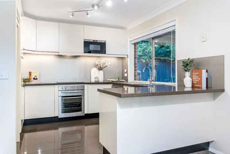 4 Bed 25 Bath Family Home in Kellyville Auction 6th March