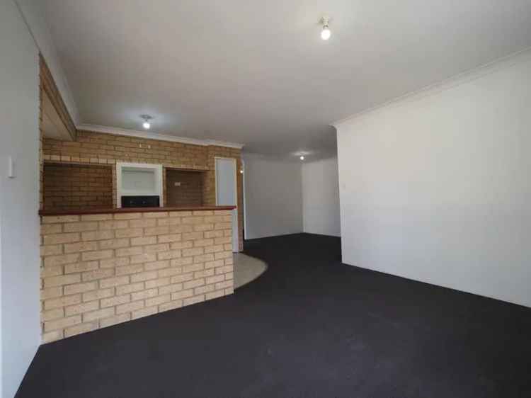 House For Sale in City of Swan, Western Australia