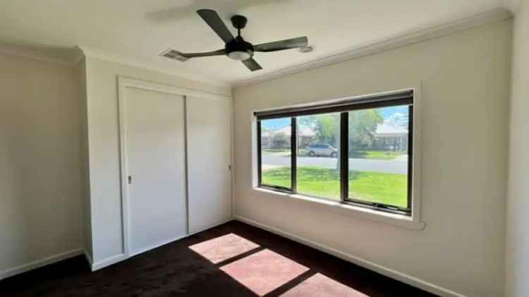 3 Bedroom House 198m² Glen Waverley