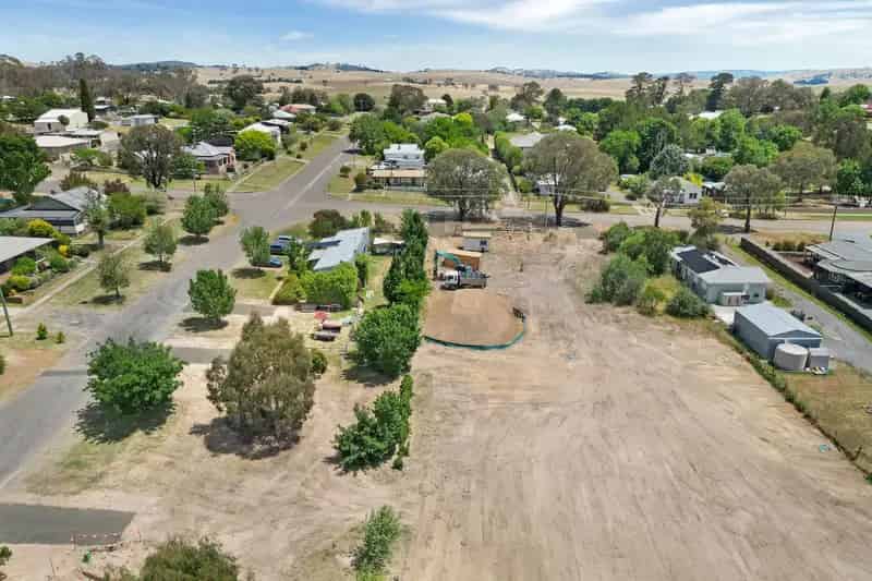 Building Opportunity Lot in Gunning with Generous Space and Access