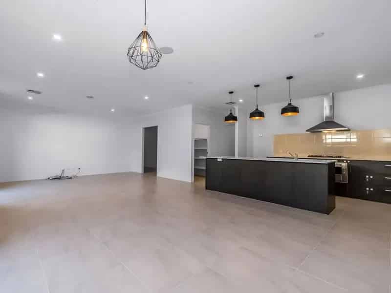 House For Rent , 12, Liscombe Crescent, City Of Armadale, Western Australia