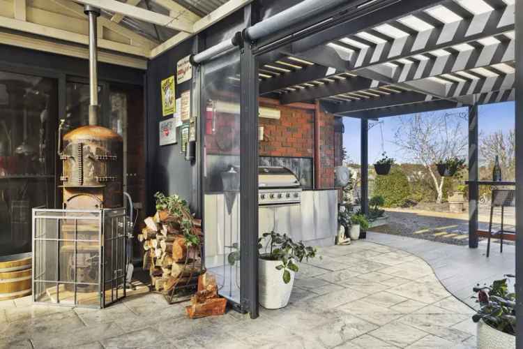 House For Sale in Clunes, Victoria