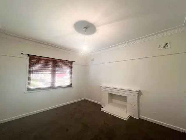 3 Bed House Near Parramatta CBD - Renovated