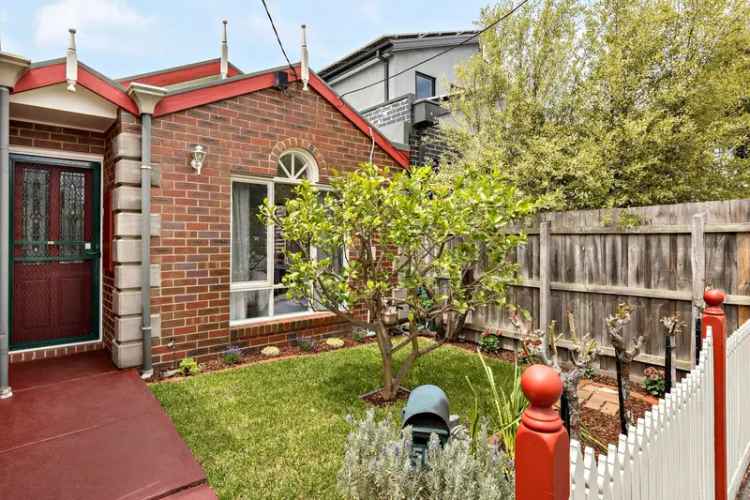 3-Bedroom Period Home near Brunswick Park