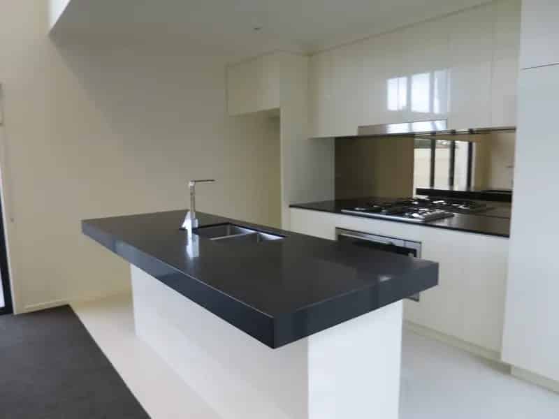 MODERN RESIDENCE IN A CENTRAL LOCATION