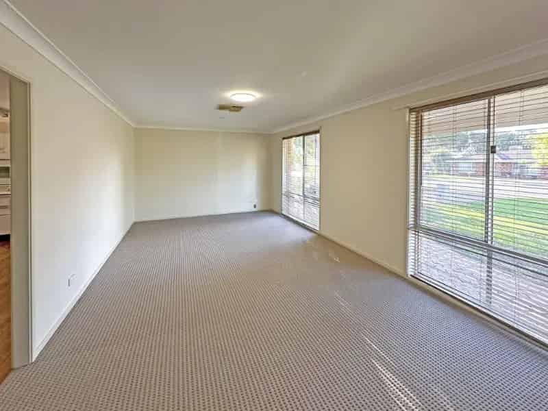 *Application Approved*Three Bedrooms On Twickenham