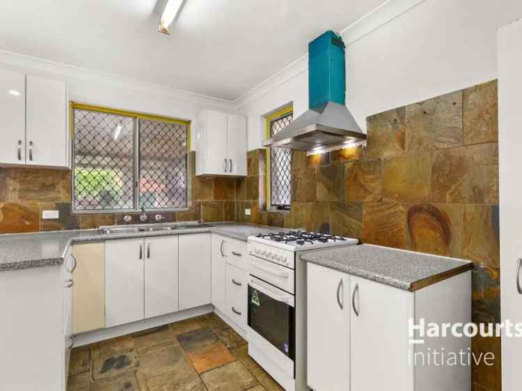 House For Sale in City of Swan, Western Australia