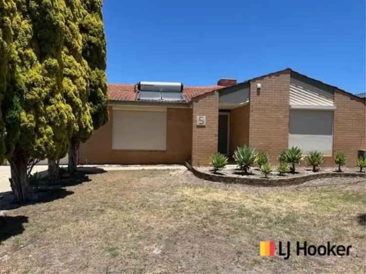 House For Rent in City of Canning, Western Australia