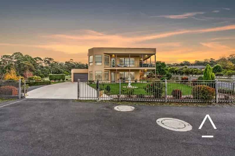 Buy House Beauty Point Tasmania with Panoramic Harbour Views