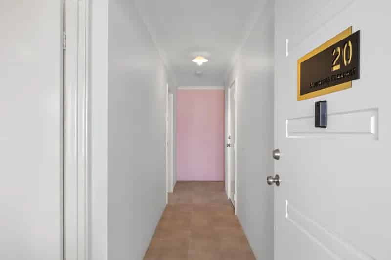 MODERN, LOW-MAINTENANCE LIVING