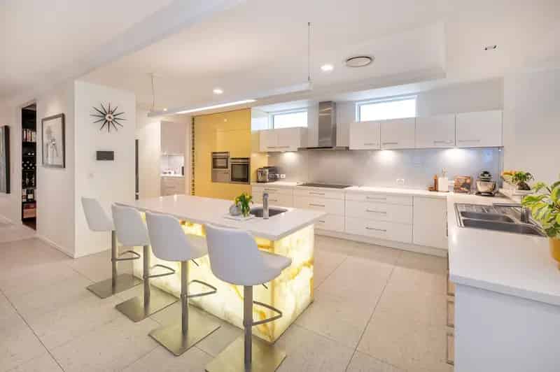Prime Property on Pring St...