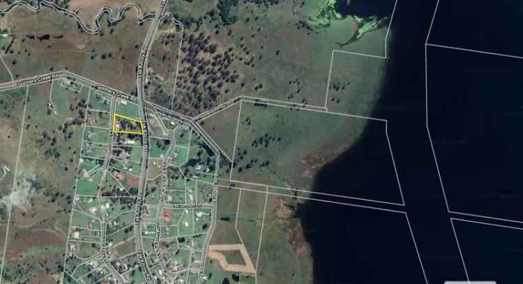 Acreage For Sale in Somerset Regional, Queensland