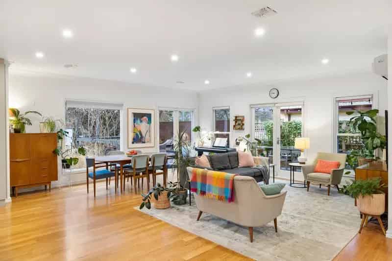 Real Estate For Lease - 1 Hargraves Crescent - Ainslie , ACT