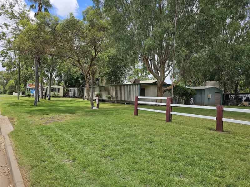 Buy Lifestyle Park in Tourism Area with 15 Cabins and 50 Sites