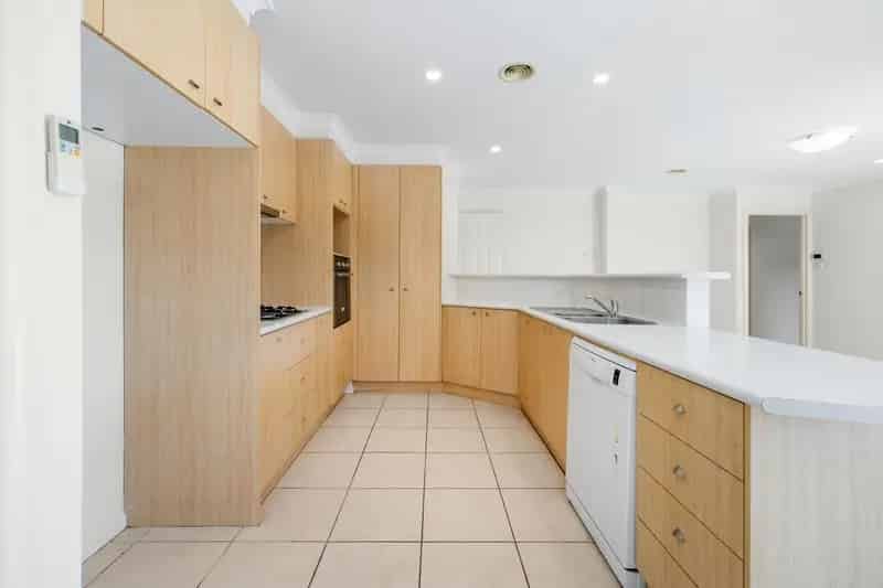 Real Estate For Lease - 48 Norman Fisher Circuit - Bruce , ACT