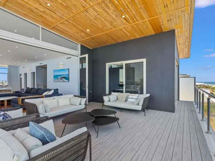 Luxury Ocean View Home in Mandurah with Rooftop Pool and Private Beach Access