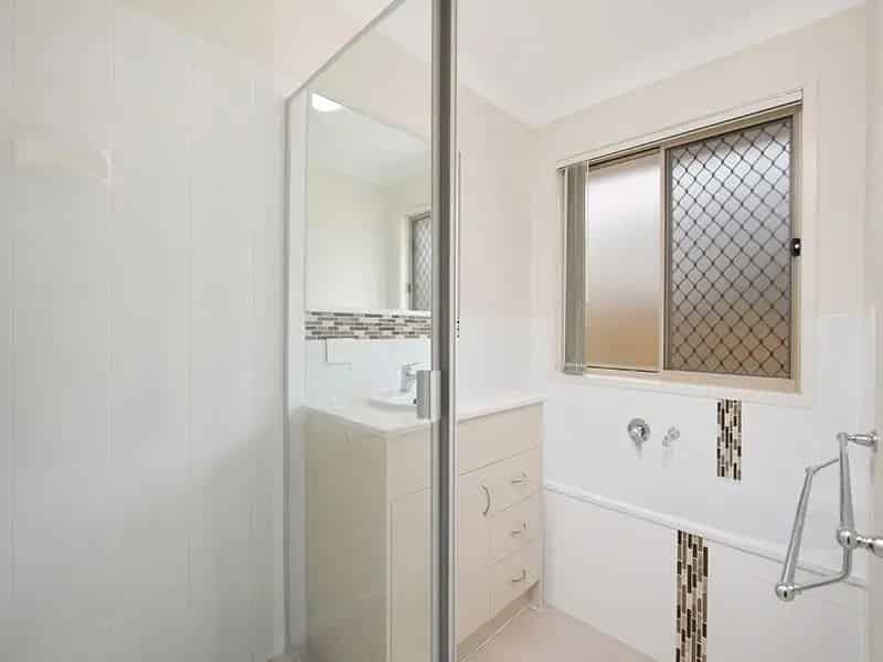 Real Estate For Lease - 1/53 South Quarter Drive - Loganlea , QLD