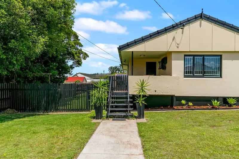House For Sale , 11, Forgan Street, City of Brisbane, Queensland