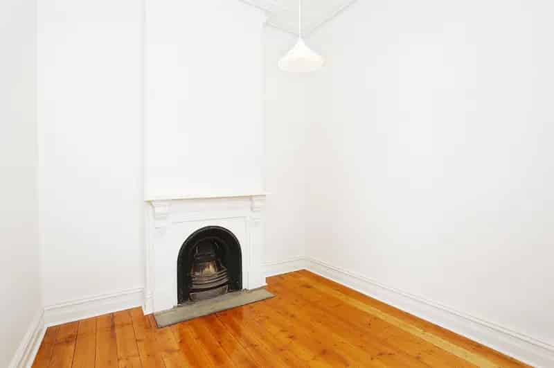 House For Rent , 46, Erskine Street, Melbourne, Victoria