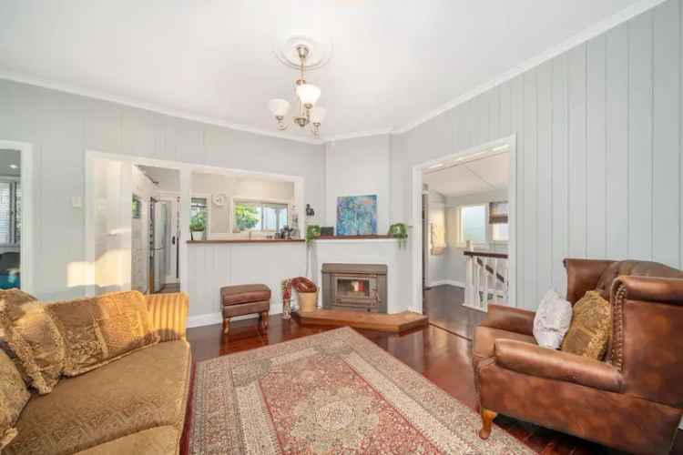 Timeless Queenslander Charm with Dual Living Potential in Rothwell's Sought After Enclave