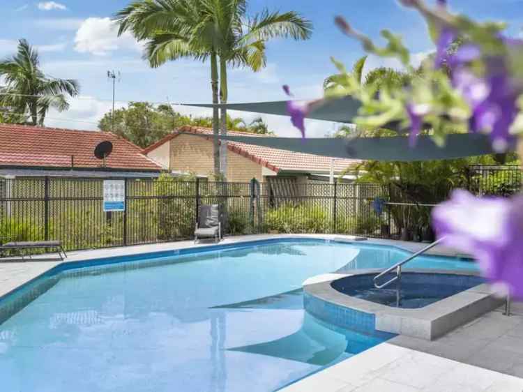 Retirement Living Buy in Helensvale with Vibrant Community and Amenities