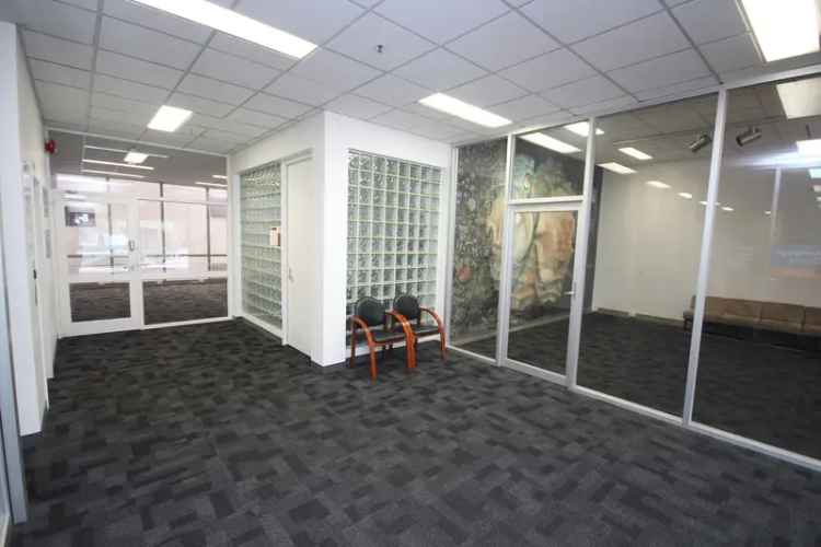 Rent Waterfront office space in Geelong with great features