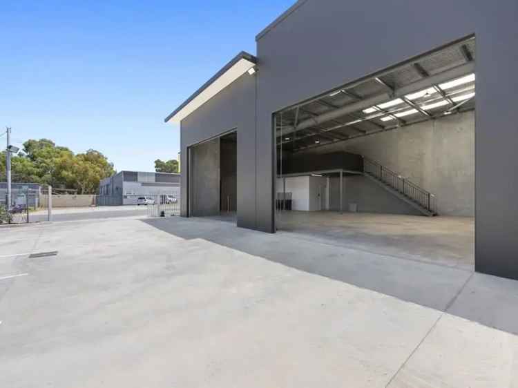 Bayswater Industrial Unit - 241sqm with Mezzanine