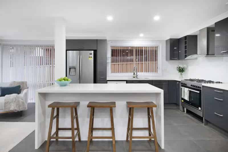 AUCTION ON-SITE Sunday 4th May 11am