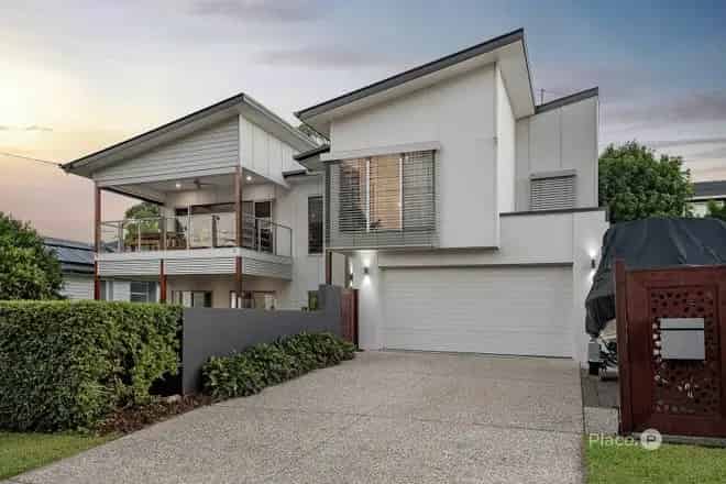 House For Sale , 39, Longsight Street, City of Brisbane, Queensland