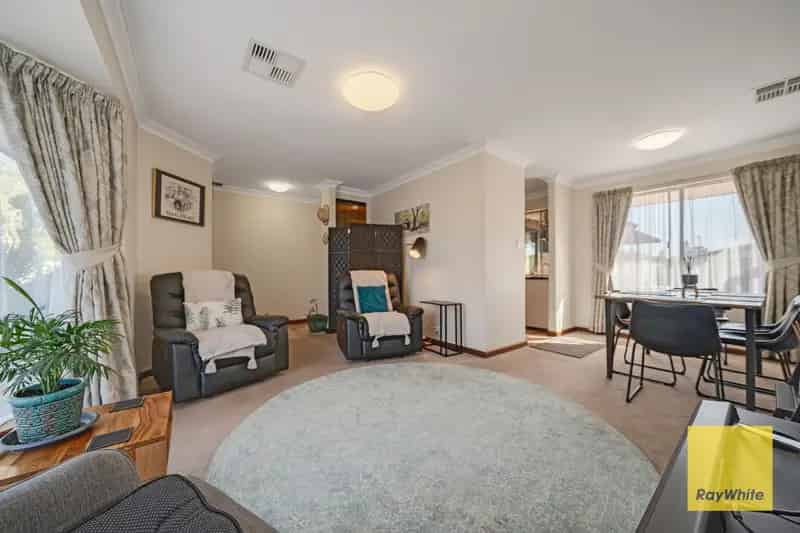 Super Attractive Family Home at Crucis Close!