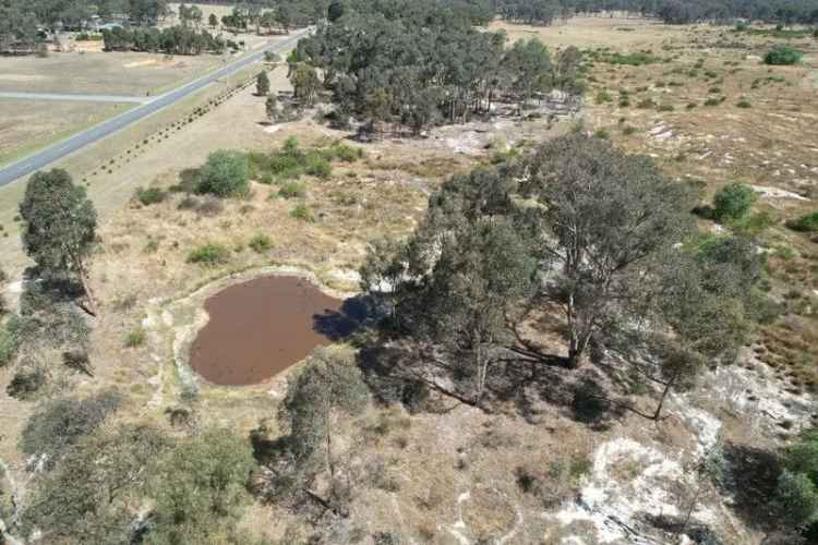 Build Your Dream Country Retreat in Maryborough on 3.81 Hectares